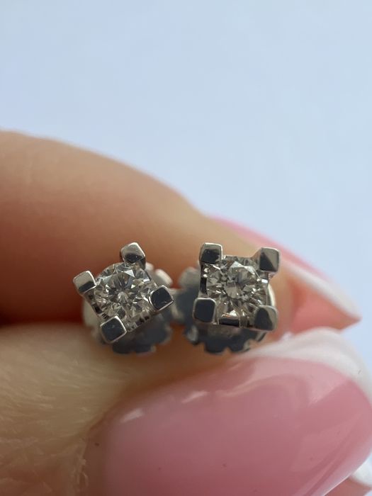 Золотые серьги пусеты с бриллиантами белое золото 585 проба