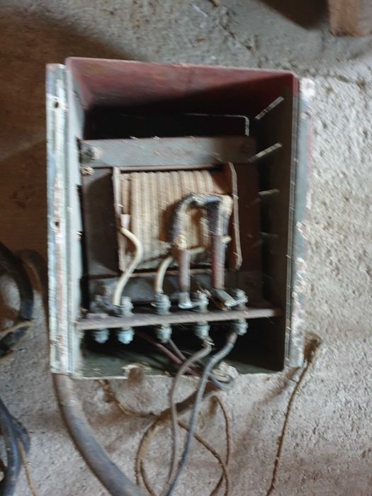 transformator 220 / 12 V