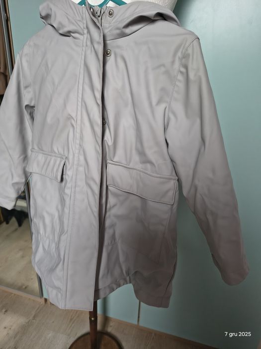 Reserved - Gumowany Płaszcz Jasny Szary