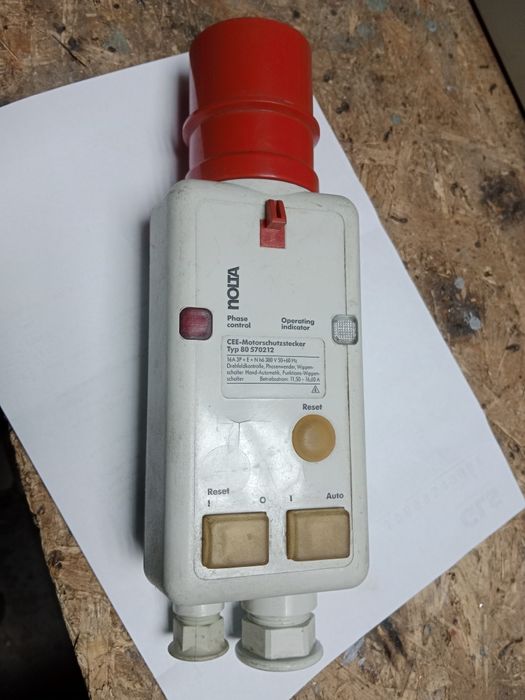 Wyprzedaż garażowa różności