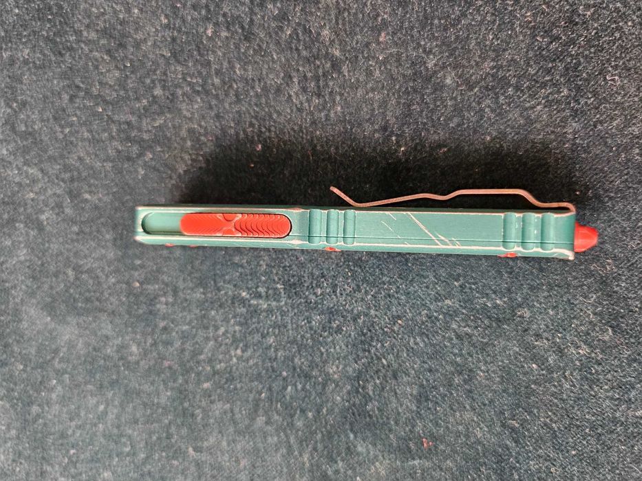 Nóż OTF Microtech UTX-70 Hellhound Apocalyptic Stand