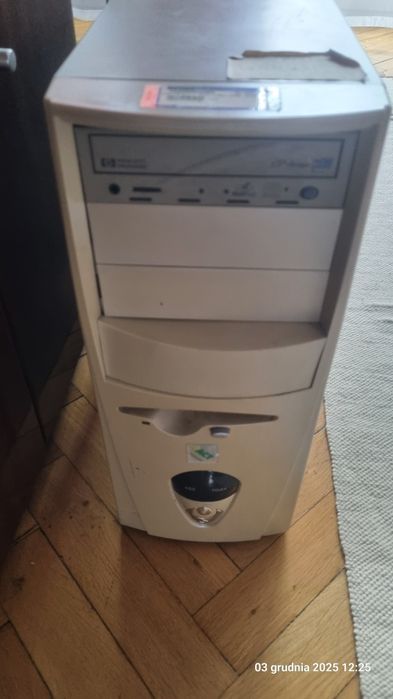 Komputer stacjonarny ak32v 3.1 radeon 9200se