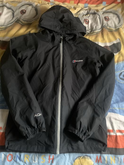 Куртка berghaus нова