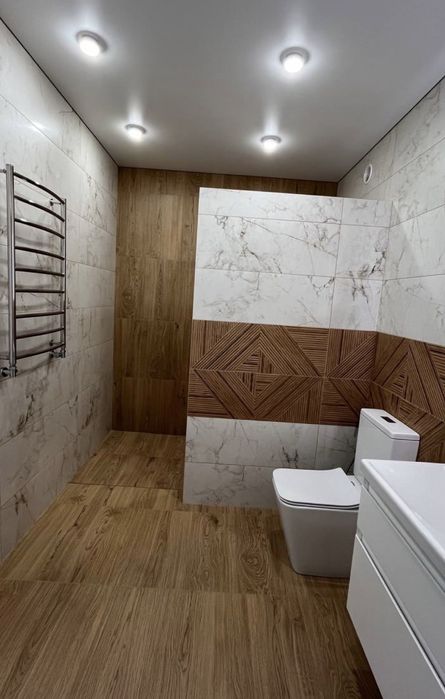 Продаж котеджу з сучасним ремонтом Зубра