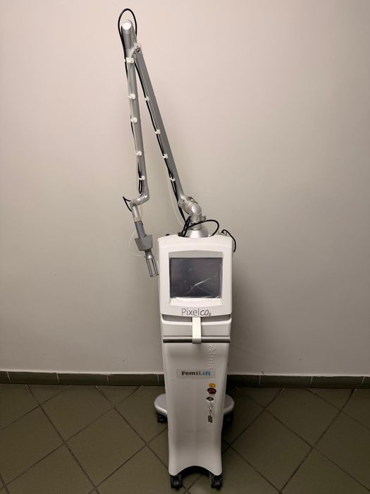 Laser dermatologiczny Pixel Co2