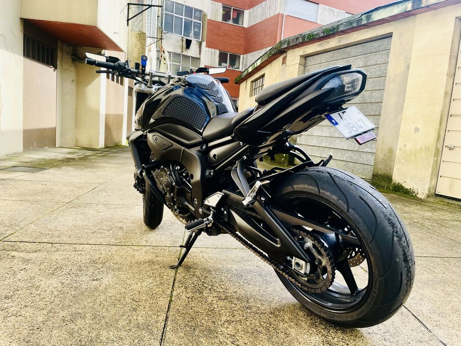 Yamaha fz1 full black