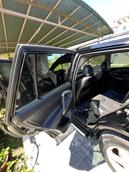 Продам Toyota RAV4 2007