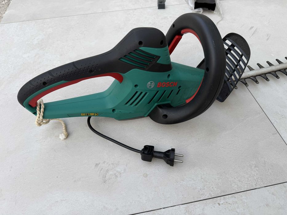 Corta-Sebes Eletrico Bosch AHS 50-26 - Excelente Estado