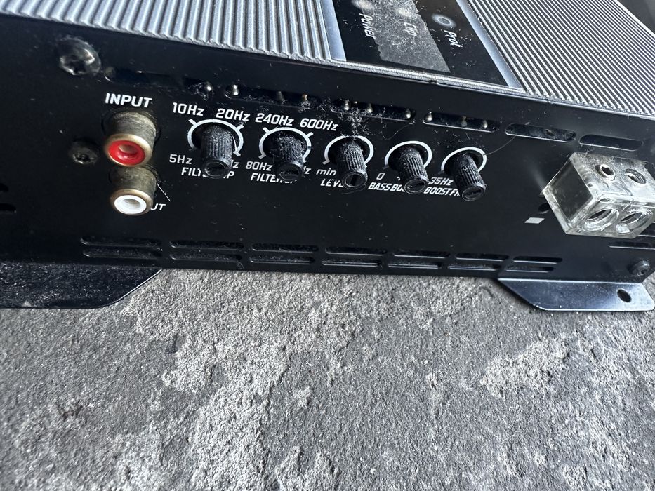 Subwoofer Gk Audio e Amplificador Sd