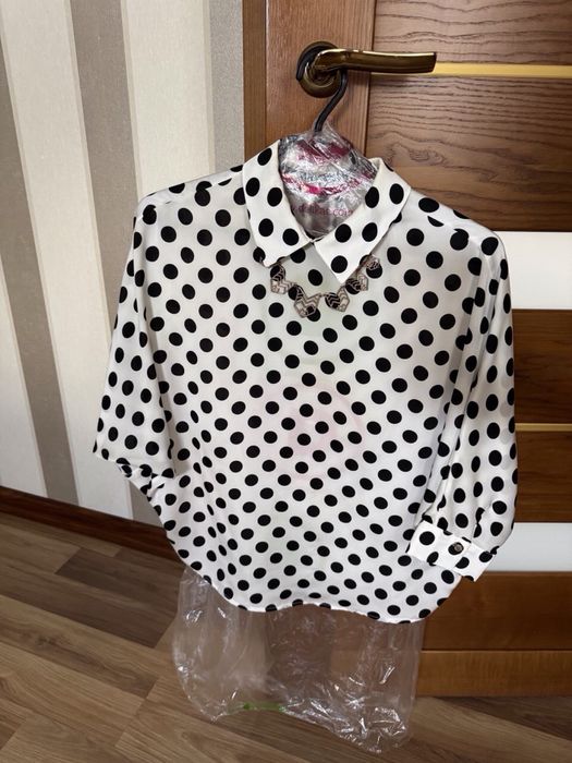 Нарядная рубашка сорочка в горошек черно-белая | женская одежда