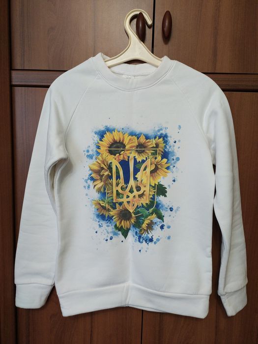 Світшот патріотична кофта з тризубом та соняшниками