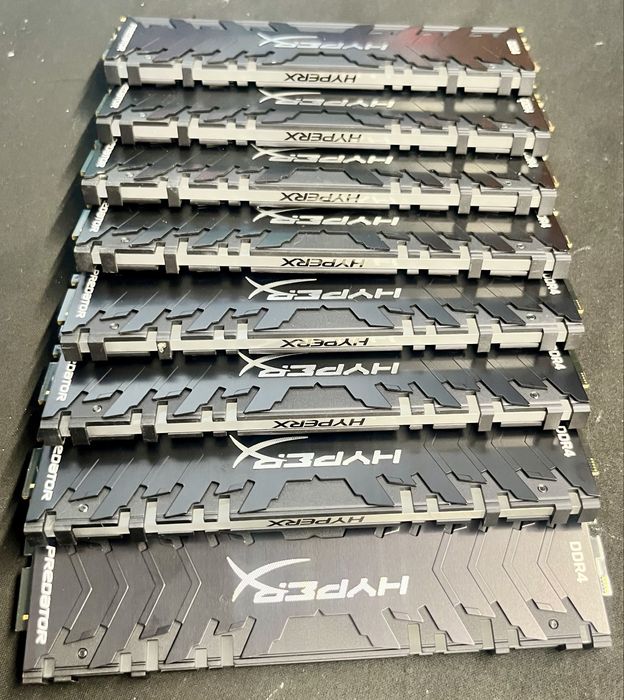 HYPERX PREDATOR RGB DDR4 4000MHz 32GB 4x8 dwa komplety