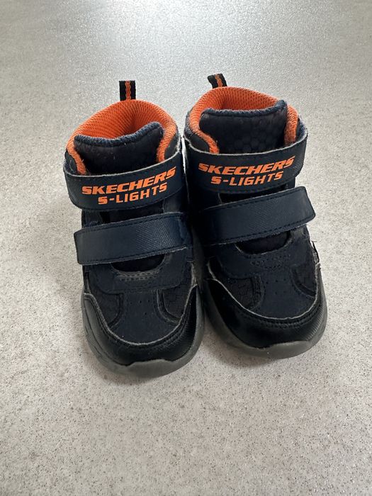 Skechers botki na rzepy trzewiki swiecace 23