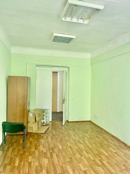 Аренда здания на Печерске 680 м2. + своя территория  13 сот.
