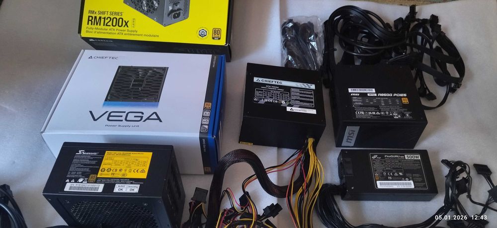 FSP FlexGURU PRO 500W, MSI MPG A850G PCIE5, Corsair RM1200x, Chieftec,