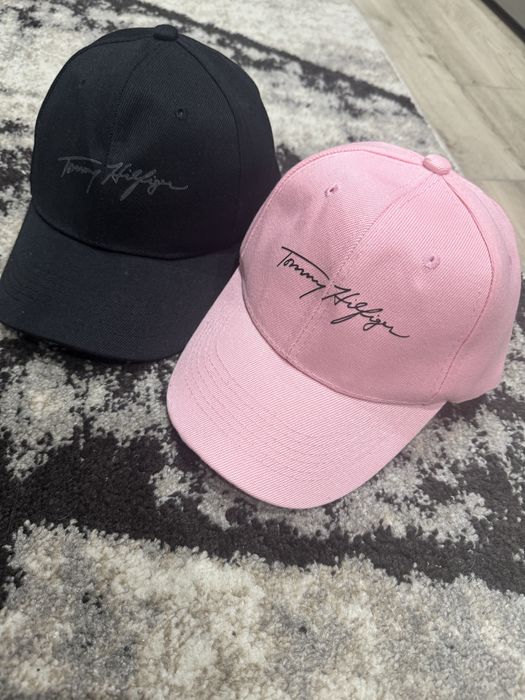 Czapka z daszkiem różowa nowa