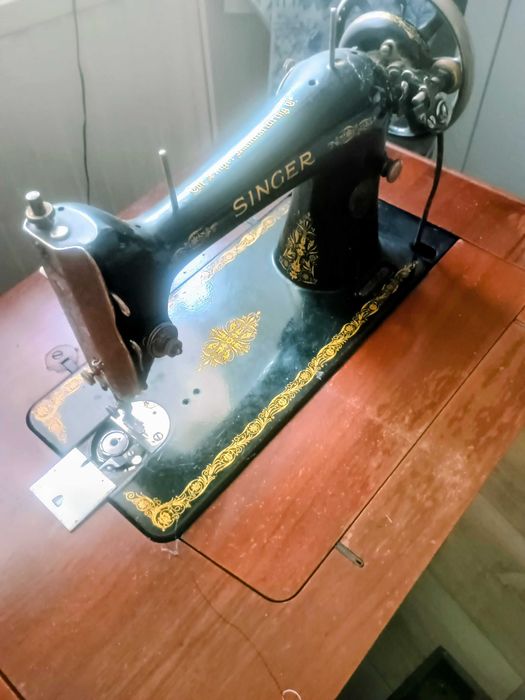 Maszyna do szycia SINGER (ANTYK)