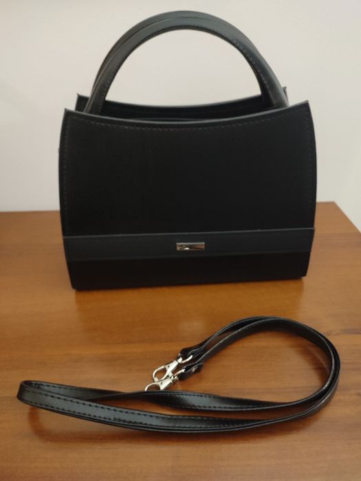 Torebka czarna wizytowa elegancka mała