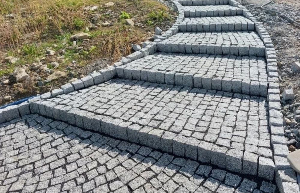 Układanie kostki brukowej
