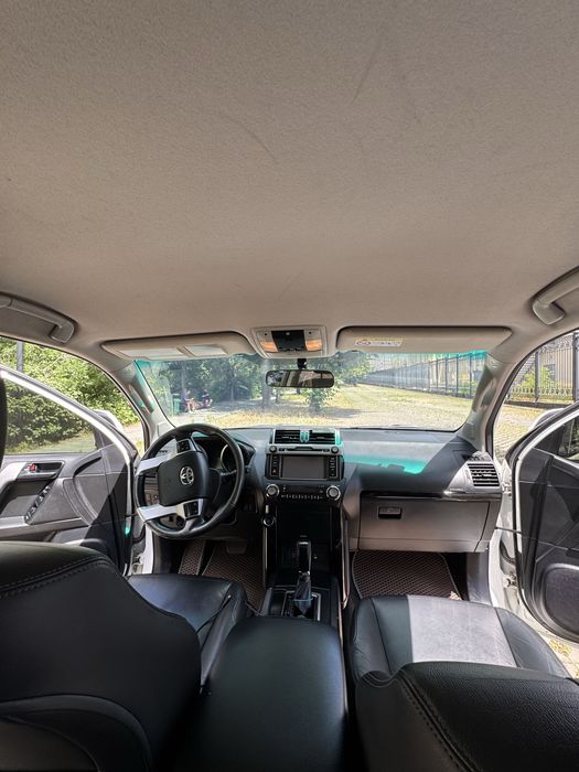 Toyota Land Cruiser Prado 150 • 3.0 D-4D