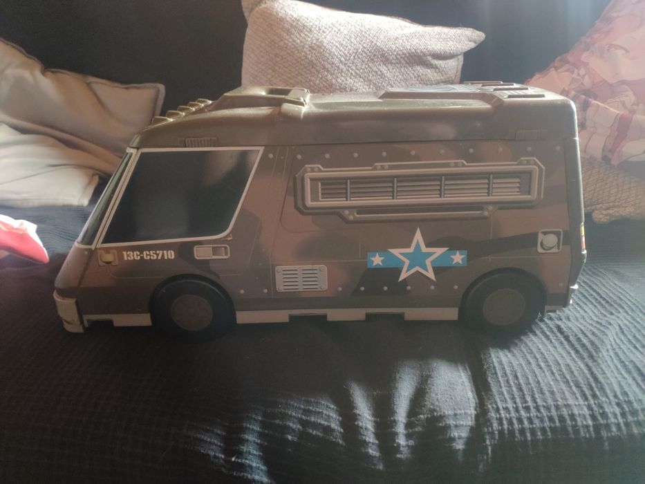 Van Base Militar - Micro Machines
