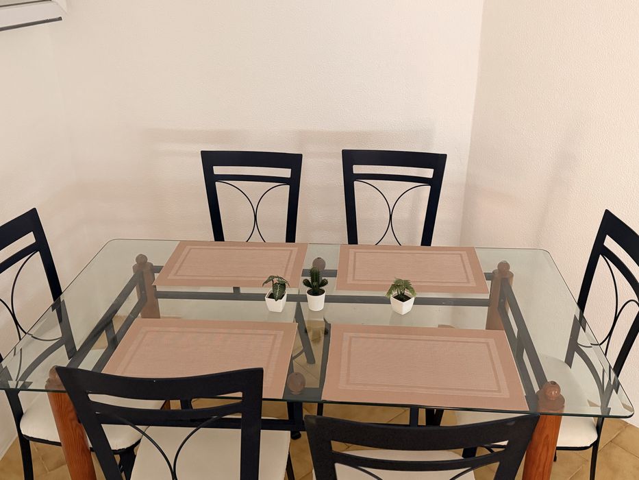 Mesa de jantar para 6 pessoas