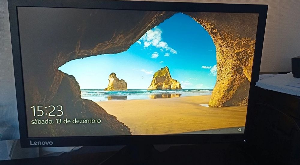 Monitor 23.6 de 144 Hz