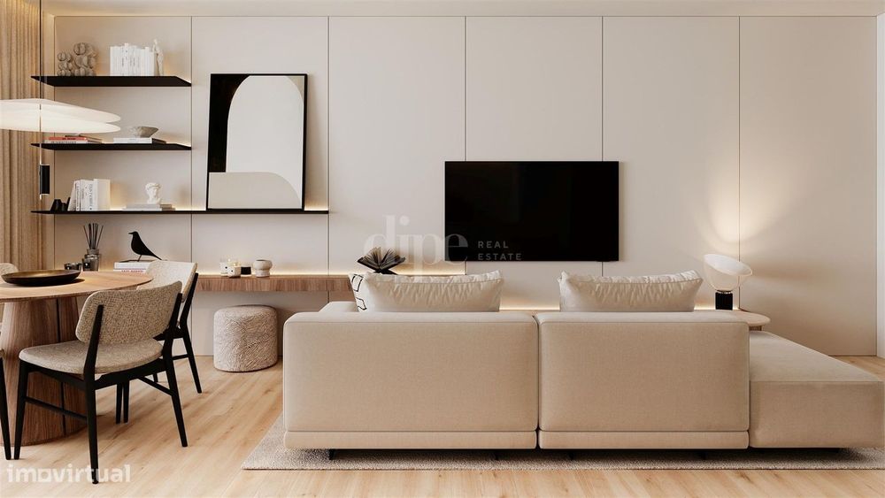 Apartamento T2 com amplo terraço, atualmente em construção