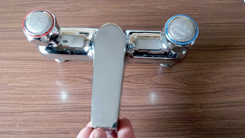 Torneiras de banheira misturadoras bicomando - modelo classico - NOVAS