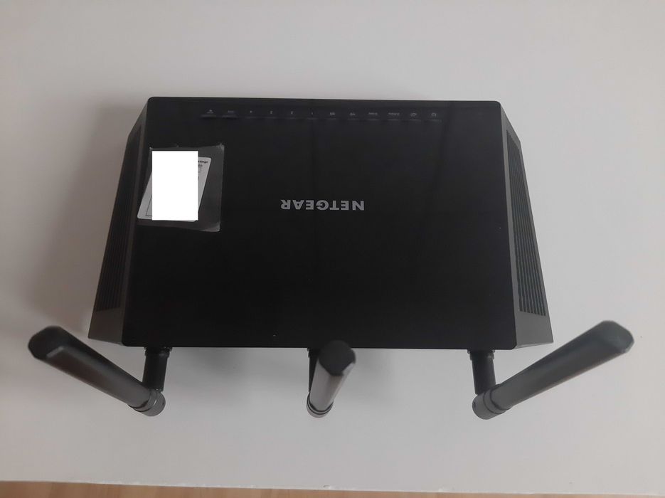 Router Netgear R6400v2 AC 1750