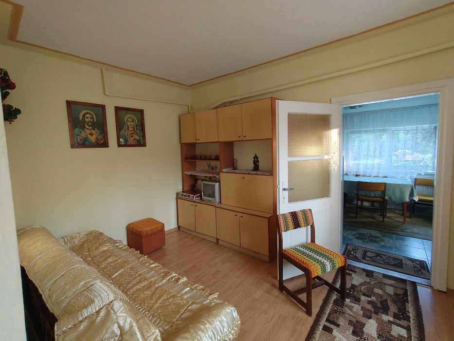 dom, siedlisko 1,4 ha Strzeszyn, powiat gorlicki, do zamieszkania