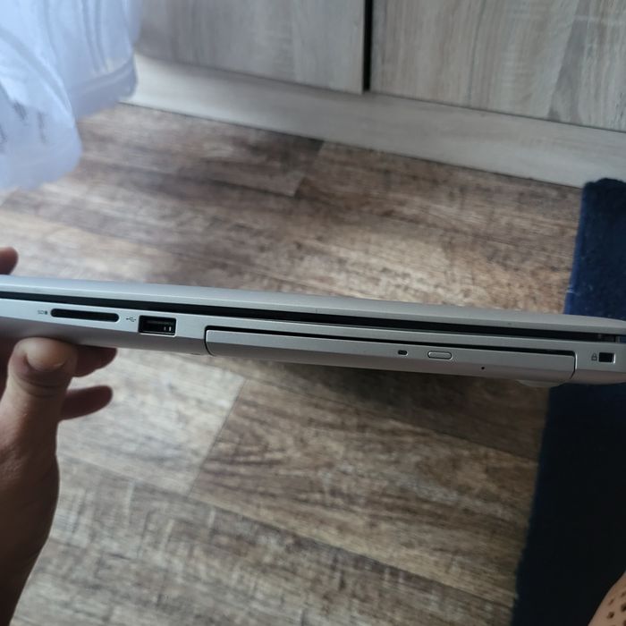 Laptop Dell P35E sprawny