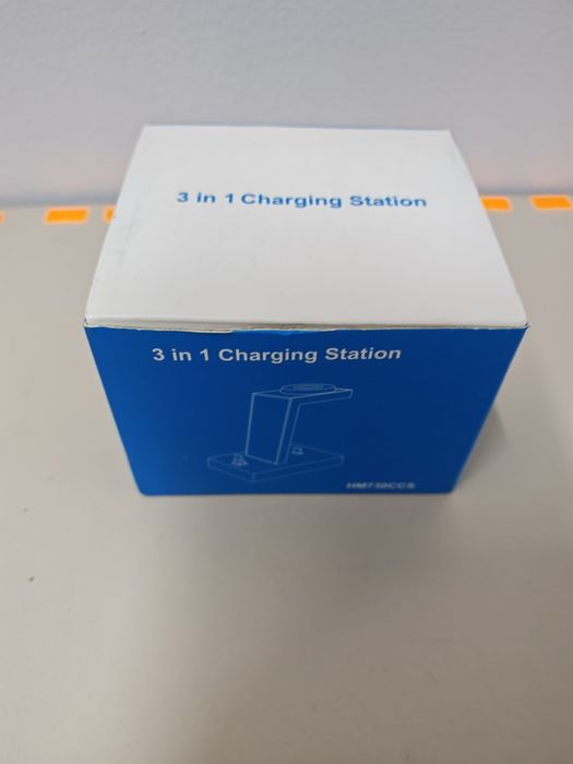 Stację ładującą typu 3 in 1 Charging Station USB-C (HM730CCS)
