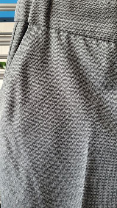 Spodnie popielate materiałowe nowe