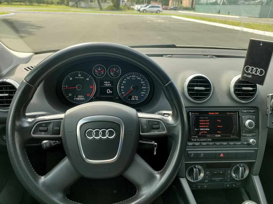 Audi A3 (8P) Attraction 2.0 TDI 140HP DPF