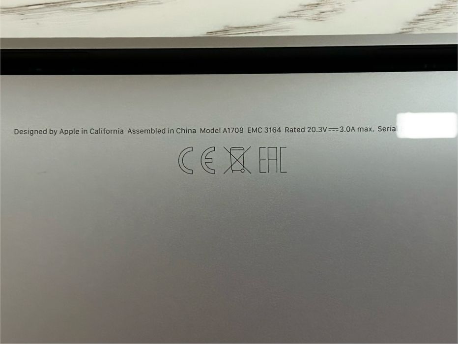 MacBook Pro 13” (Modelo A1708, 2017) — 16GB RAM — Space Gray