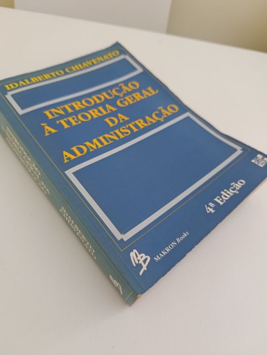 Livro antigo administração