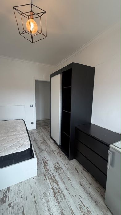 Quarto p/ arrendar Leiria