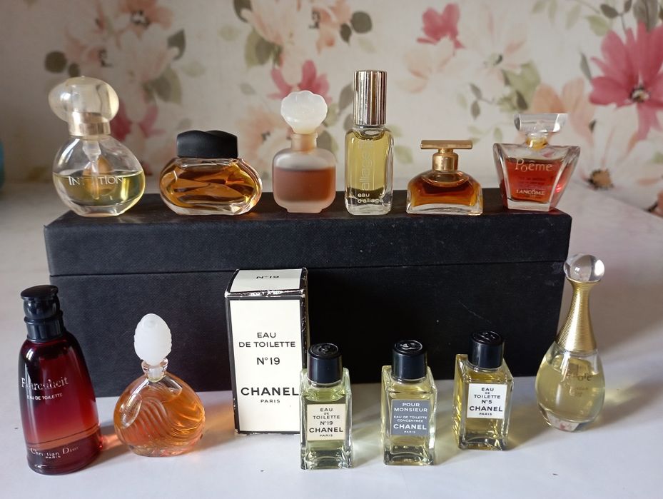 Духи  Chanel 5,  19 и др