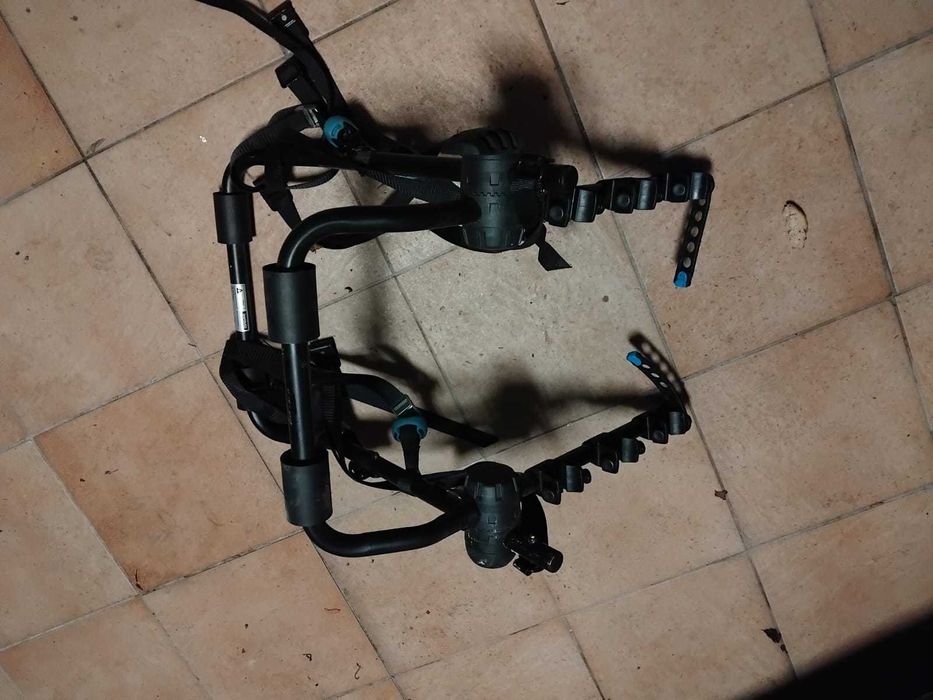 Suporte de bicicletas de bagageira suspenso NORAUTO para 3 bicicletas