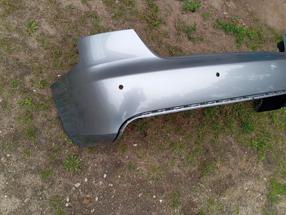 Zderzak tył sedan  A4b8 ..