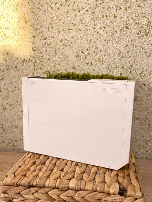 Консоль приставка Nintendo Wii