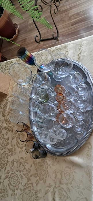 Рюмки, бокалы, стопки (цветное стекло, хрусталь)