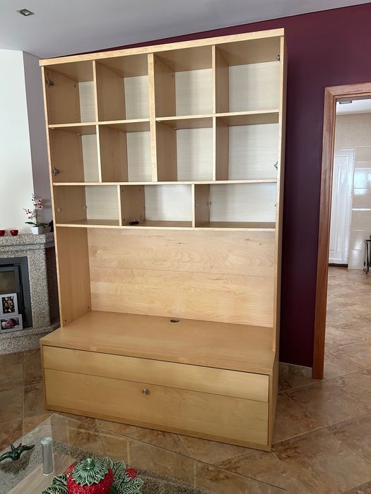 Armário de sala de Madeira