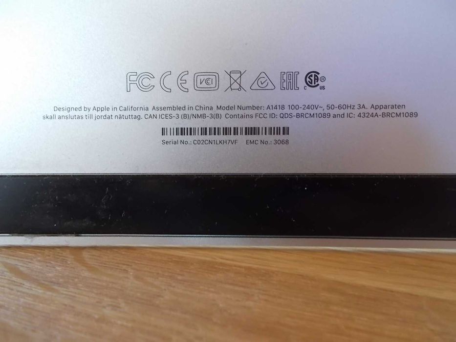 Apple iMac 2020 Dual-Core i5,2.30ghz  8GB 256GB (21,5")4k, jak nowy