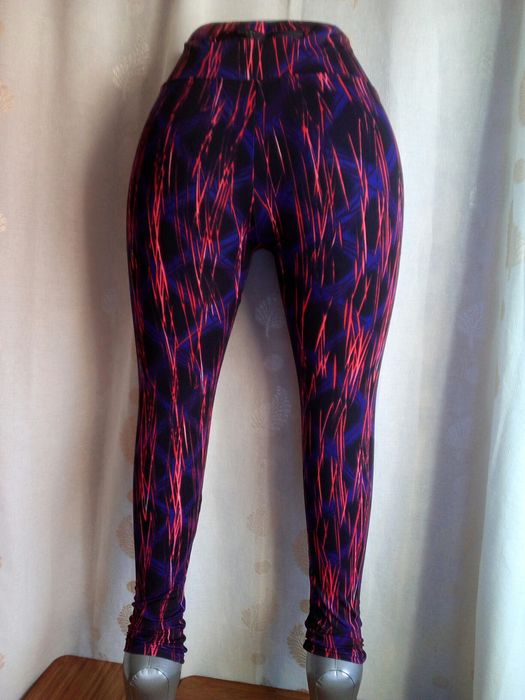 Baixa de preço  * Leggings desporto * Tamanhos - M ; L ; XL ; XXL