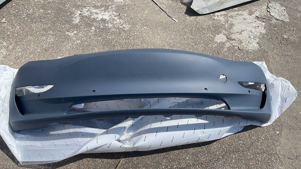 Tesla Model 3 Бампер Передний Под Парктроники Без Парктроников 2018 2019 2020 2021 2022 2023 2024