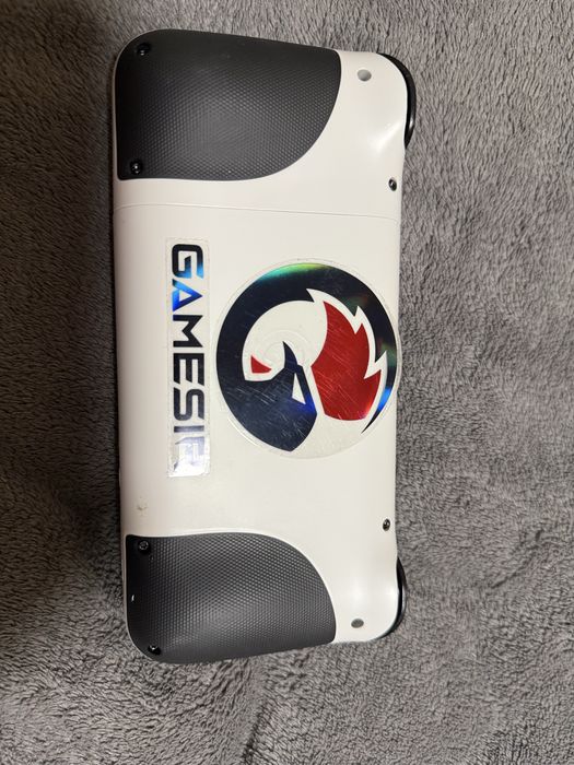 Ігрова підставка для телефона