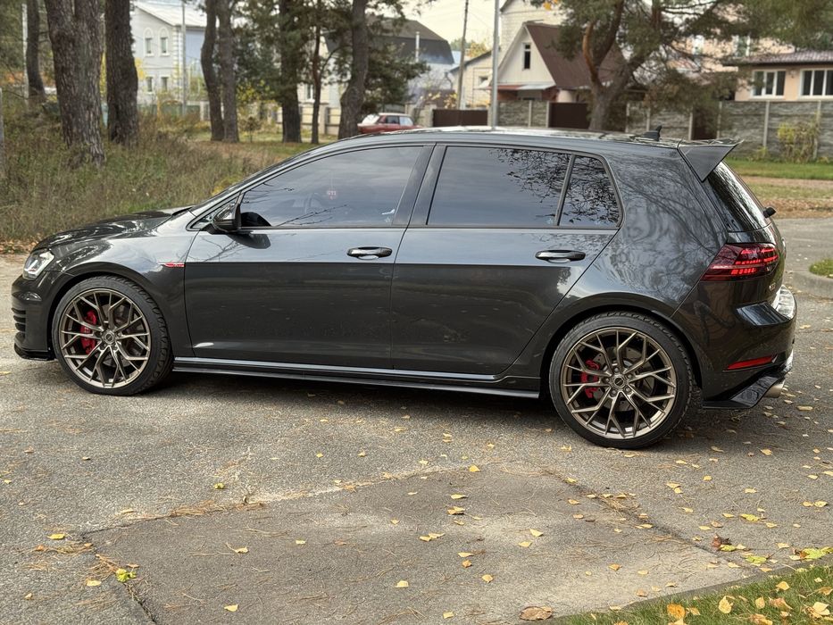 Продам Golf GTI 2016 року. Parfrmance Pack.