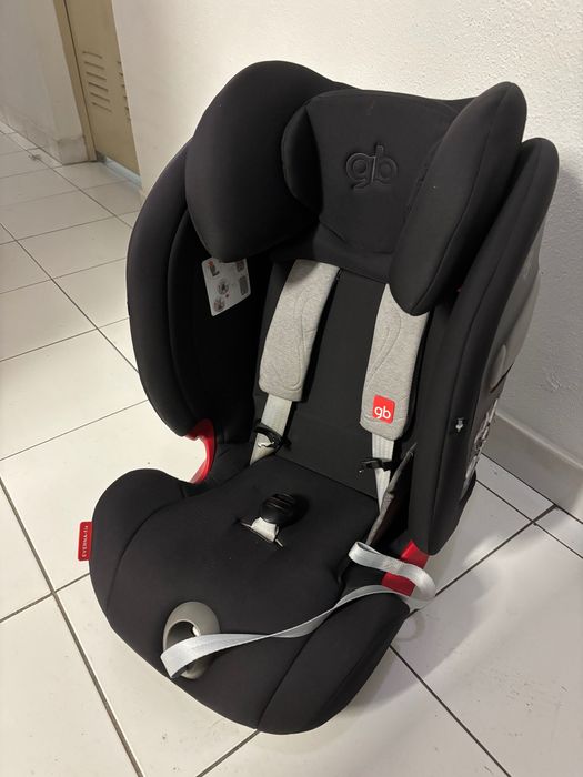Cadeira Auto GB EVERNA-FIX Velvet Black (Grupo 1/2/3 | 9-36 kg)